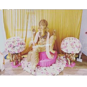 Perfect Indian Wedding Decor Entrance Ganesha Fiberglass Ganesha Statue at Wedding Lord Ganesha Statue Decoration for Wedding - Product Image 1