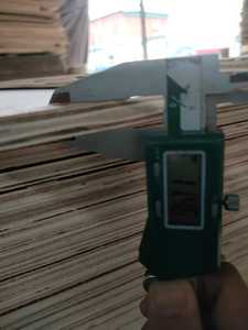 Bintangor ไม้อัดเบิร์ช4x8ทนทานต่อการค้ากาว WP หนา11.5มม. E0ตรฐานสำหรับเฟอร์นิเจอร์โรงแรมและรับประกัน1ปี - Product Image 2