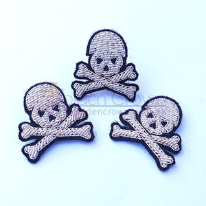 Broche de mode de broderie de fil de lingot sur mesure | Fournisseur de patchs de broche de broderie de mode - Product Image 1