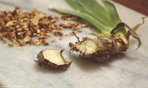 AARNAV GLOBAL EXPORTS Huile Essentielle d'Iris (Iris Pallida) de Qualité Supérieure 100% Pure Distillée à la Vapeur Certifiée GMP (Italie) Arbre à Thé - Product Image 6