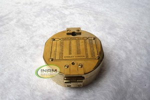 Brújula marina de latón hecha a mano de calidad extrema y fina con un diseño hermoso y moderno. - Product Image 3