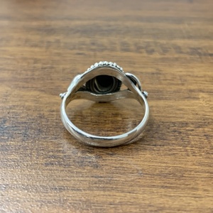 Mini anillo ovalado de ónix negro de Plata de Ley 925, hermosos y bonitos anillos de boda de piedras preciosas para mujeres fabricados en la India - Product Image 3