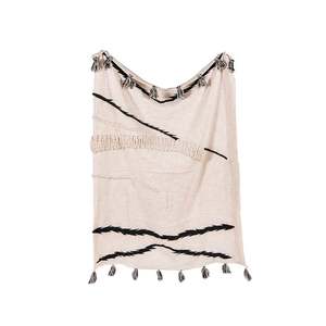 Manta Boho de Algodón Hecha a Mano con Borlas - Product Image 1