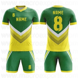 Uniformes d'équipe de football Uniformes de football sublimés Maillots de football personnalisés Chemises et shorts pour jeunes - Product Image 3