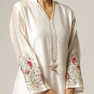 -DESIGNER--BEAUTIFUL---EMBROIDERY SUR KURTA AVEC PANT--FOR Parti porter-robe avec applications pour la Fête/Mariage = 2021. - Product Image 1