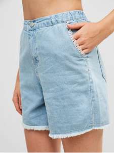 Short en jean pour femmes Design élégant Tissu confortable Idéal pour les activités de plein air ou la mode de tous les jours Besoin essentiel - Product Image 2
