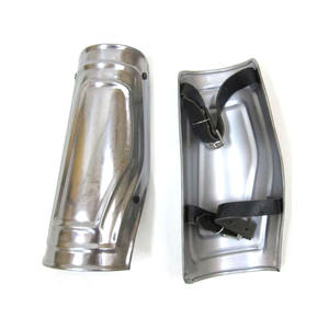 Conjunto de Armadura Medieval para Media Pierna, Rodilleras Antiguas Medievales, Conjunto de Armadura Medieval para Pierna del Siglo XV en Venta - Product Image 5