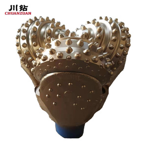 17 1/2 Inch Tiêu Chuẩn API <span class=keywords><strong>IADC</strong></span> <span class=keywords><strong>617</strong></span> <span class=keywords><strong>Tricone</strong></span> Con Lăn Cone Khoan Bits Cho Giếng Khoan - Product Image 1