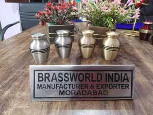 Brassworld India American Style <b>Memorial</b> Urn for Pet Ashes Premium Quality Brass Funeral Supplies Made <b>in</b> India - Product Image 2