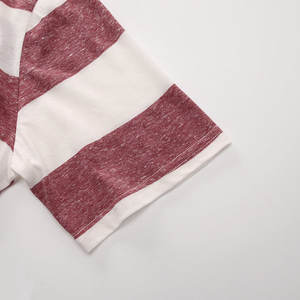 เสื้อยืดแขนสั้นลายทางคลาสสิกสำหรับผู้ชายผ้าถักน้ำหนักเบามีสไตล์เพื่อความสบายในทุกๆวัน - Product Image 5