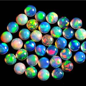 พลอยโอปอลคาร์โบชองจากเอธิโอเปียธรรมชาติอัญมณีหลวมหลายไฟรูปทรงเรียบสำหรับทำเครื่องประดับเปลี่ยนสีขายส่ง - Product Image 1