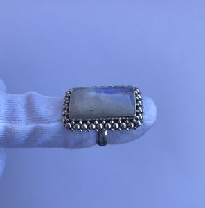 มูนสโตนธรรมชาติปรับเทียบ Cabochon แฮนด์เมดการออกแบบชาติพันธุ์ 925 เงินสเตอร์ลิงแหวนพลอยกึ่งมีค่าเครื่องประดับที่ออนไลน์ - Product Image 1