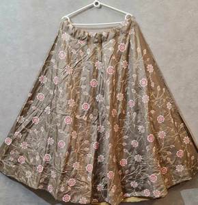 Hilo de bordado Georgette de tendencia con trabajo de impresión digital lehenga choli con dupatta mejor precio fabricante textil prenda alfanumero - Product Image 2