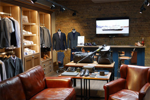 Armario de exhibición de ropa para hombre, armario de almacenamiento de madera personalizado, diseño de tienda de muebles, venta al por mayor - Product Image 5
