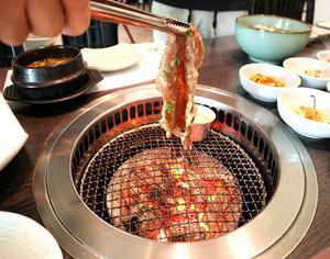 NATURAL WOOD CHARCOAL USED IN BBQ CHARCOAL, CAMPING, FOOD TRUCK, SUPERMARKET PACKAGING IN The Hague NETHERLANDS - Product Image 1