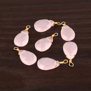 Buen Precio Gran Calidad 8x12mm Forma de pera Checker Cut Rosa Calcedonia Single Bail 18K Chapado en oro Wire Wrap Conectores de piedras preciosas - Product Image 3