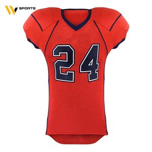 Vente en gros de vêtements de football américain personnalisés ensembles d'uniformes respirants dans des tailles plus imprimées par sublimation - Product Image 1