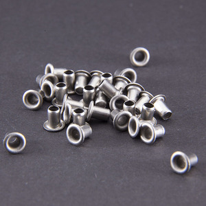 Œillet à rivet en acier inoxydable de 5 mm fabriqué à Taïwan pour chaussures - Product Image 1