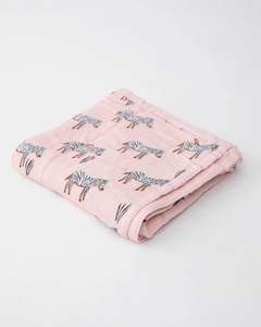 Soft Breathable Cotton <b>Baby</b> <b>Muslin</b> Swaddle Blanket Double Gauze Multi Layered Gauze <b>Muslin</b> Swaddle for Unisex <b>Baby</b> - Product Image 2