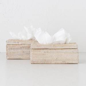 Porte-mouchoirs rectangulaire en bambou blanc délavé de style bohème - Product Image 1