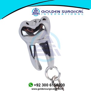 Porte-clés de dents personnalisé décoration de dentiste porte-clés en acier inoxydable modèle de dent forme clinique dentaire cadeau vente en gros - Product Image 3