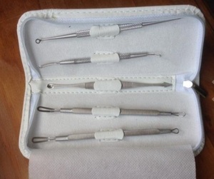 Juego de 5 Piezas para Eliminar el Acné y las Imperfecciones, Removedor Profesional de Puntos Negros, Removedor de Acné, Removedor de Espinillas, Juego de Acero Inoxidable de Life Care Inst. - Product Image 2