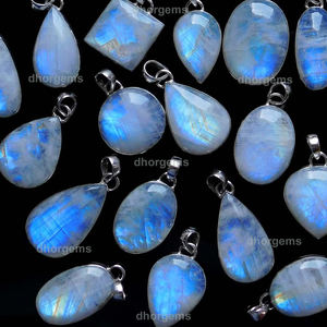 จี้มูนสโตนสีเงิน925ชั่วร้ายสีรุ้งมูนสโตนอัญมณีเมดูซ่าความสูง40มม. - Product Image 5