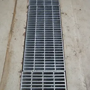Couvercle de <span class=keywords><strong>grille</strong></span> en acier de gouttière de drainage en acier inoxydable 316 galvanisé à chaud en gros d'usine - Product Image 1