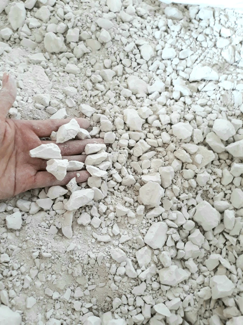 Leading Manufacturer In Vietnam Kaolin Lump High Quality For Buyer