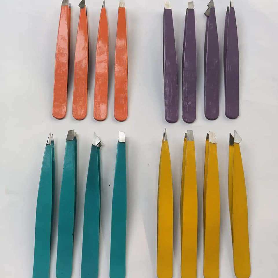 สีที่แตกต่างกัน