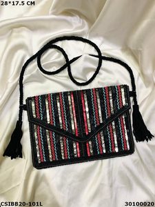 กระเป๋าลูกปัด Banjara Boho จากดีไซเนอร์ | กระเป๋าสายคาดลูกปัดแฮนด์เมดสุดพิเศษ - Product Image 6
