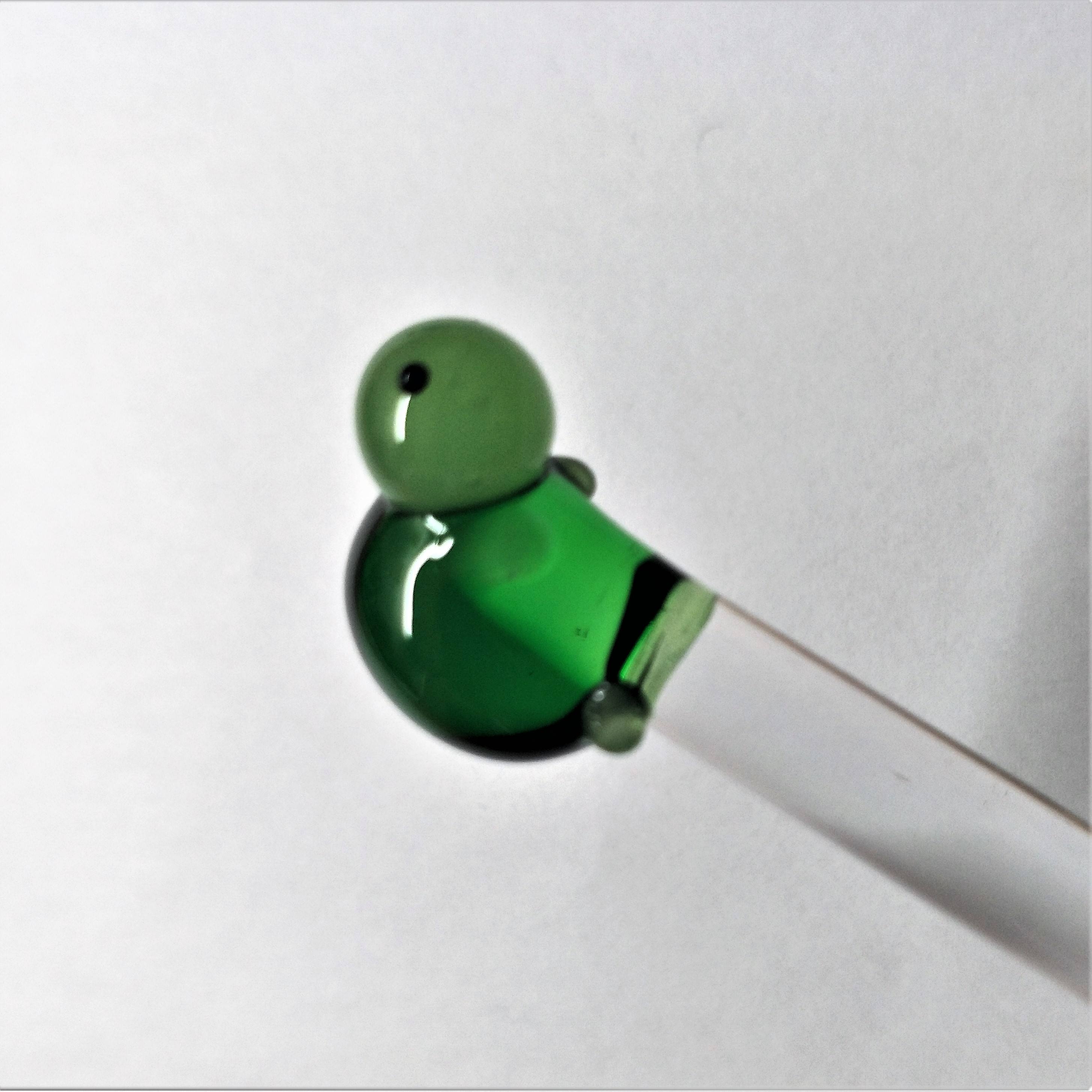 สีเขียว