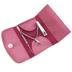 Kit de viaje 3 en 1 para el cuidado de las uñas, cortaúñas, cortacutículas, empujador, cortador de uñas, Kit DE ASEO portátil de acero inoxidable para mujeres y hombres - Product Image 1