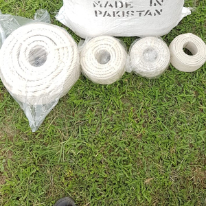 Corde en 100% coton, 10 m, pour emballer des tente et des accessoires de épaulettes - Product Image 1