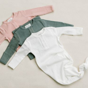 Vêtements pour bébés, robe à épaulettes brevetées - Product Image 1