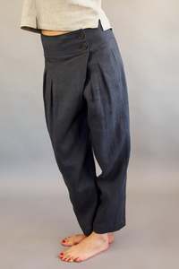 New arrival fashionable trending latest design white and brown crepe o-neck Floor-Length sleeveless woman linen dress - Product Image 2