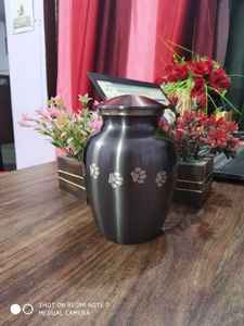 Urna Funeraria de Latón Grabada para Perros, Estilo Americano, para Adultos, Suministros Funerarios Premium de BRASSWORLD INDIA - Product Image 6