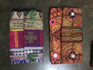 กระเป๋าซิปสไตล์โบฮีเมียนทำมือสไตล์โบฮีเมียนพร้อมสายรัดลูกปัดแนววินเทจ - Product Image 4