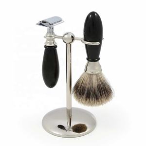 El mejor fabricante para el juego de afeitar con maquinilla de afeitar de seguridad | Juego de afeitar | Maquinilla de afeitar de Seguridad establece tu etiqueta privada por Pissco - Product Image 1