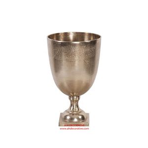 Florero de aluminio niquelado de lujo para mesa, florero de Metal de lujo disponible al precio más bajo - Product Image 4