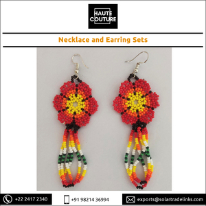 उच्च गुणवत्ता वाली पार्टी की शादियों में महिलाओं और लड़कियों के लिए फूलों के नेकलेस और ईयररिंग्स के गहने बनाए जाते हैं। - Product Image 2