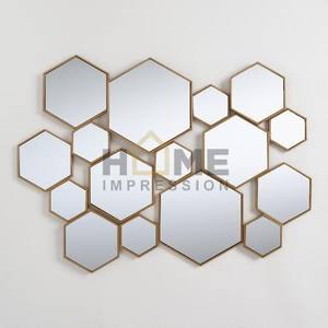 Fournisseur en gros de miroirs stylisés de décoration murale Miroirs muraux fantaisie pour la décoration de la maison et de la salle de bain au meilleur prix - Product Image 2