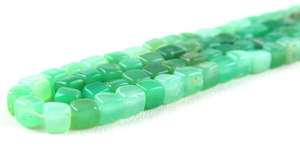 Cuentas de crisoprasa natural verde de alta calidad de 5-6 mm, forma de cubo liso, cuentas briolette para la fabricación de joyas - Product Image 2