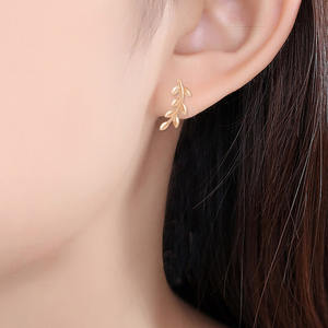 Plaqué or Rose 18K, Design de feuille Simple, clous officiels de haute qualité, meilleures ventes, boucles d'oreilles simples minimalistes, bijoux fins pour femmes - Product Image 5