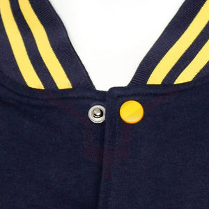 เสื้อแจ็คเก็ตทีม Letterman Varsity แบบกำหนดเอง ผ้าขนสัตว์ผสม แจ็คเก็ตเบสบอลปักโลโก้ สำหรับทีมกีฬาวิทยาลัย - Product Image 3