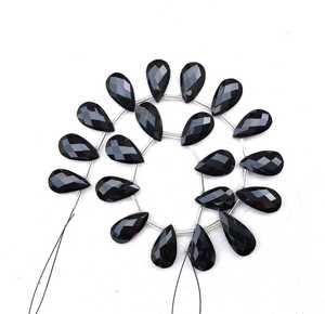 20 véritables perles de briolette en forme de poire à facettes de haute qualité pierre précieuse de spinelle noire naturelle en gros du fabricant - Product Image 4