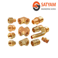 Vente en gros de raccords de tuyauterie en laiton croisé avec extrémités femelles tailles 3/4 \ "à 2 \" filetage NPT forgé avec des techniques hydrauliques