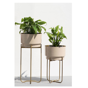 Juego de macetas de metal esmaltadas Beige personalizadas, marco de aluminio de estilo moderno único, superventas para hoteles, escuelas y sala de estar del hogar - Product Image 1