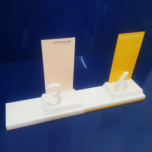 Armario de exhibición de cosméticos de diseño colorido, esquinero para labios, ojos y uñas - Product Image 3