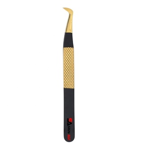 Pincettes professionnelles pour Extension de cils, pinces à épiler, avec embout en or et poignée noire, couleur personnalisée avec étiquette privée - Product Image 2